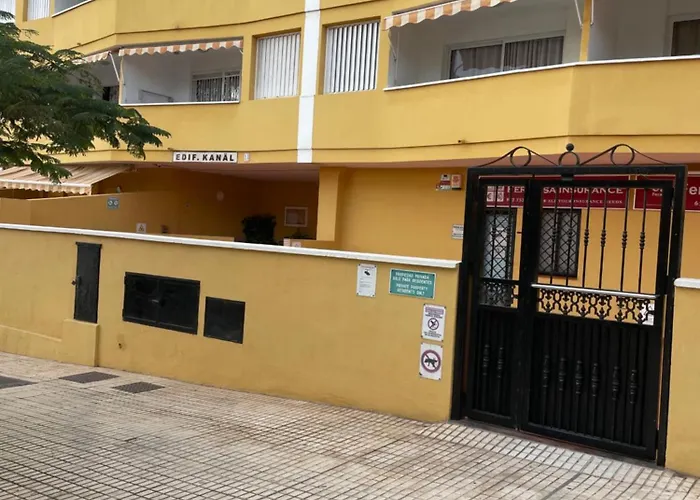 Cozy In Cristianos Apartment *